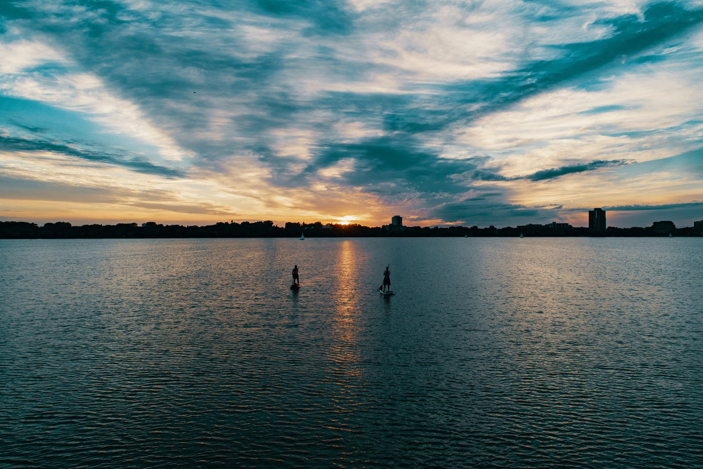 How To Paddle Board: Standing Up & Accessories You'll Need