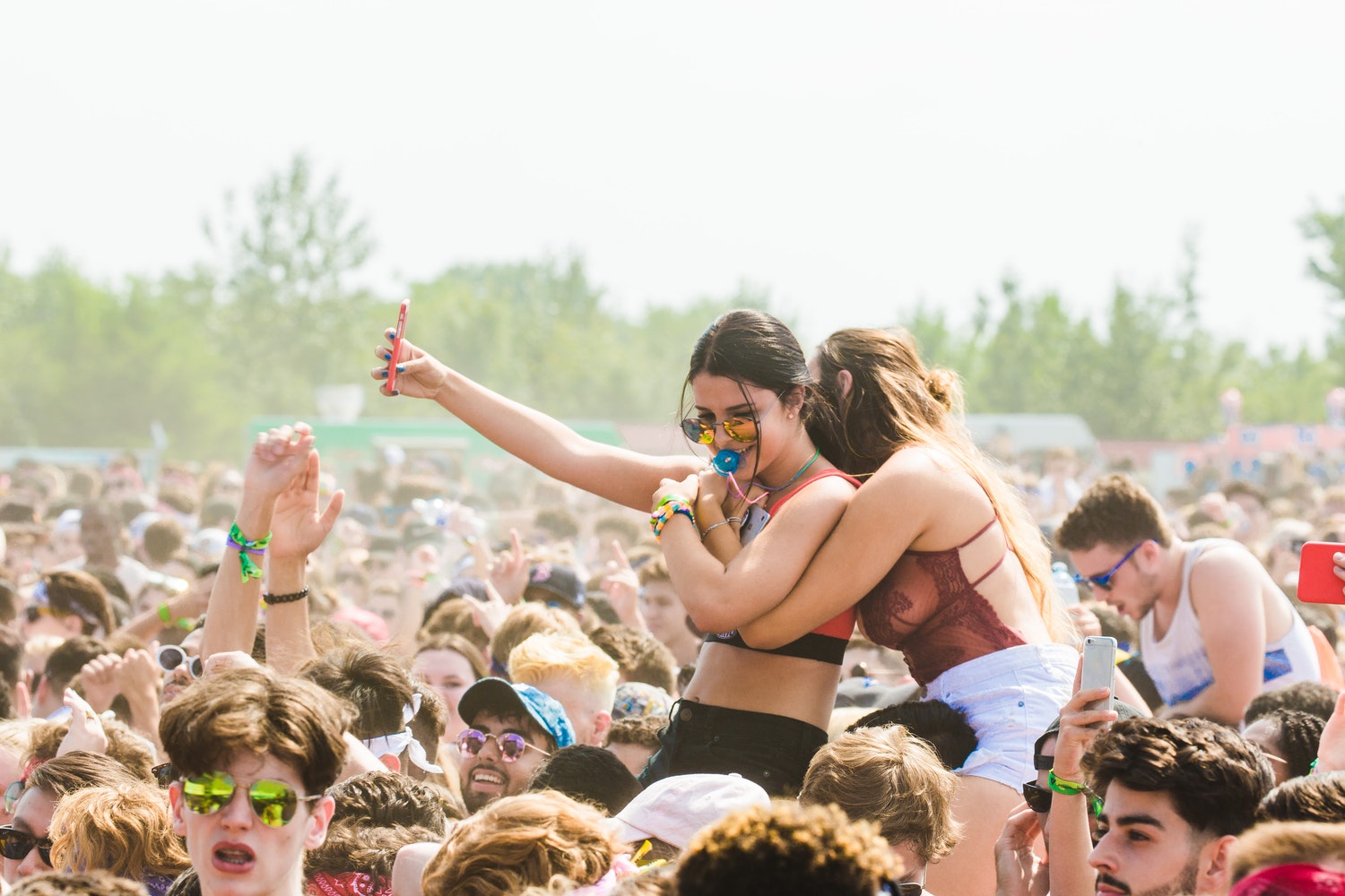 Music Festival Outfits: What To Wear At a Music Festival