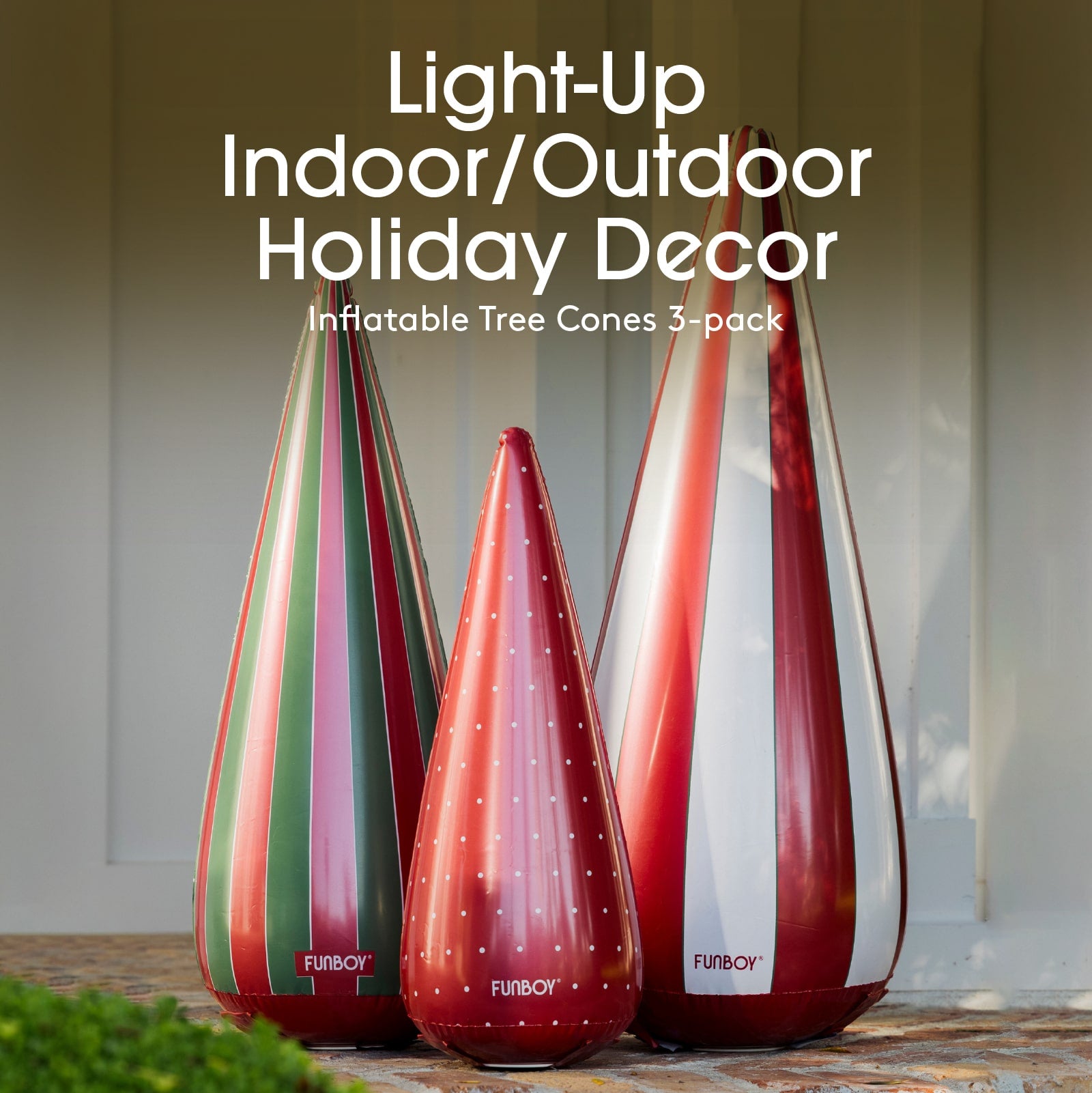 Outdoor Holiday Decor' by Funboy.