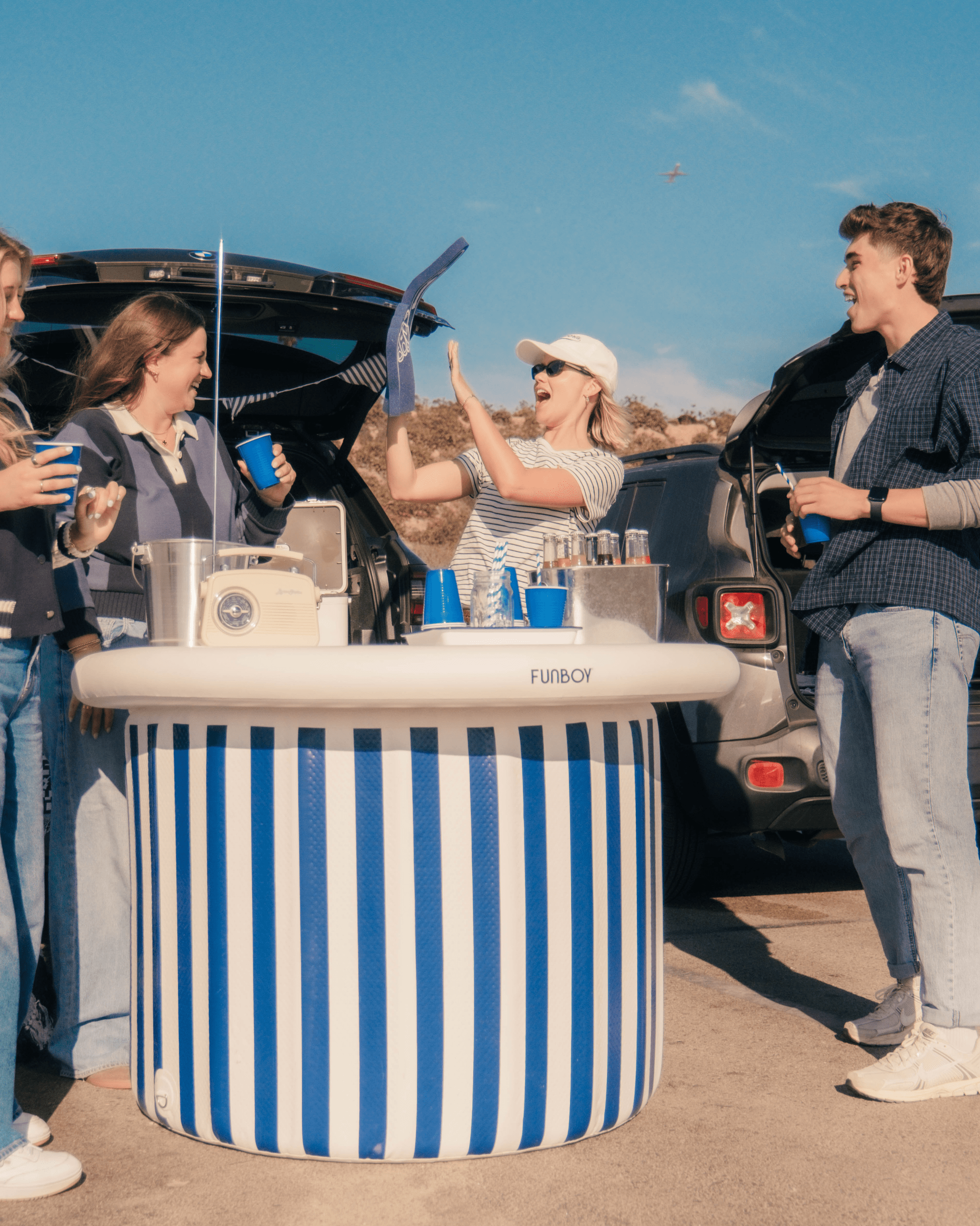 Inflatable Bar