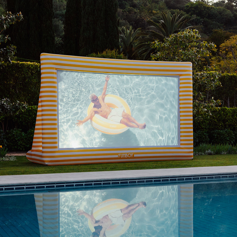 Inflatalbe movie screen