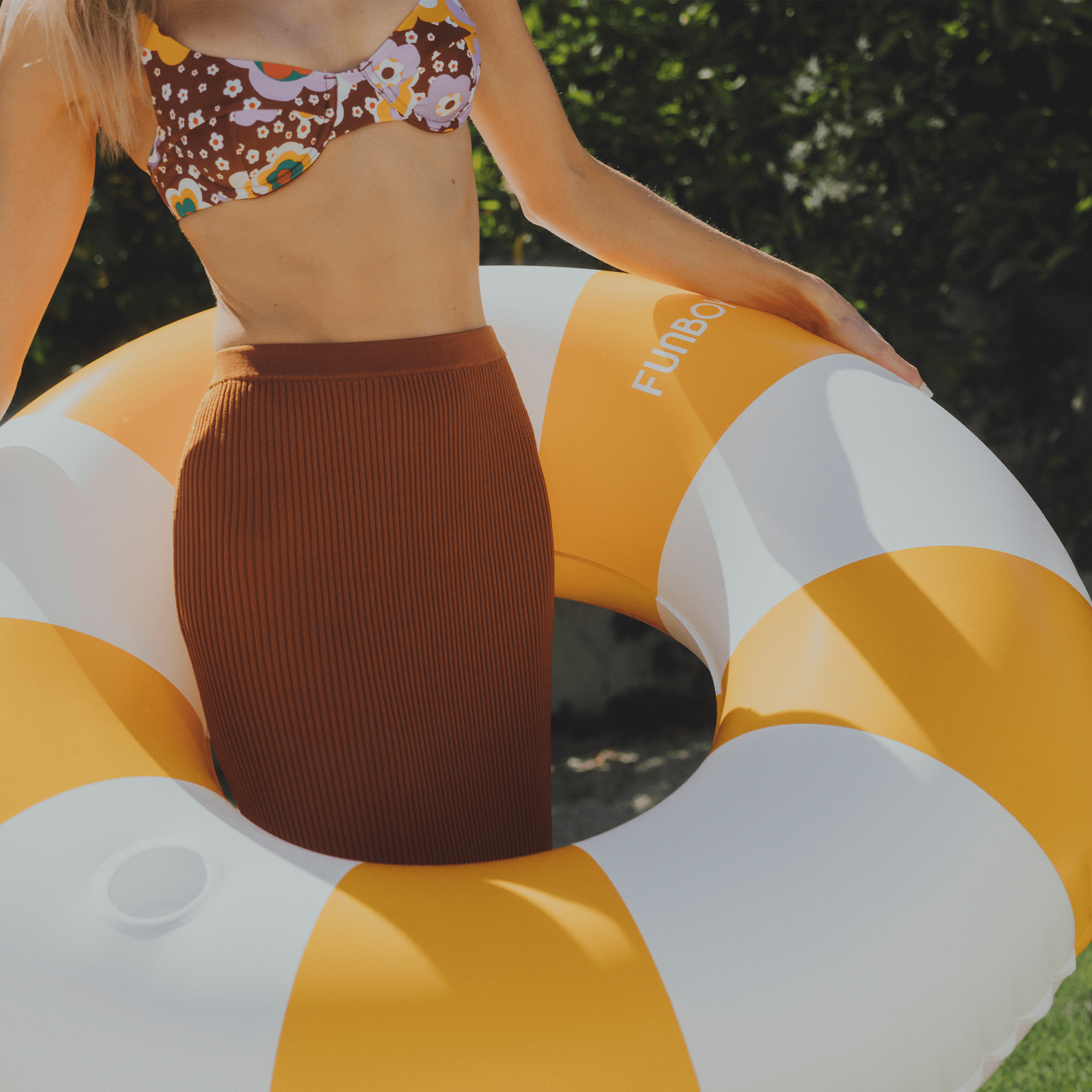 Large Pool Tube Float: Yellow & White Stripes, 48