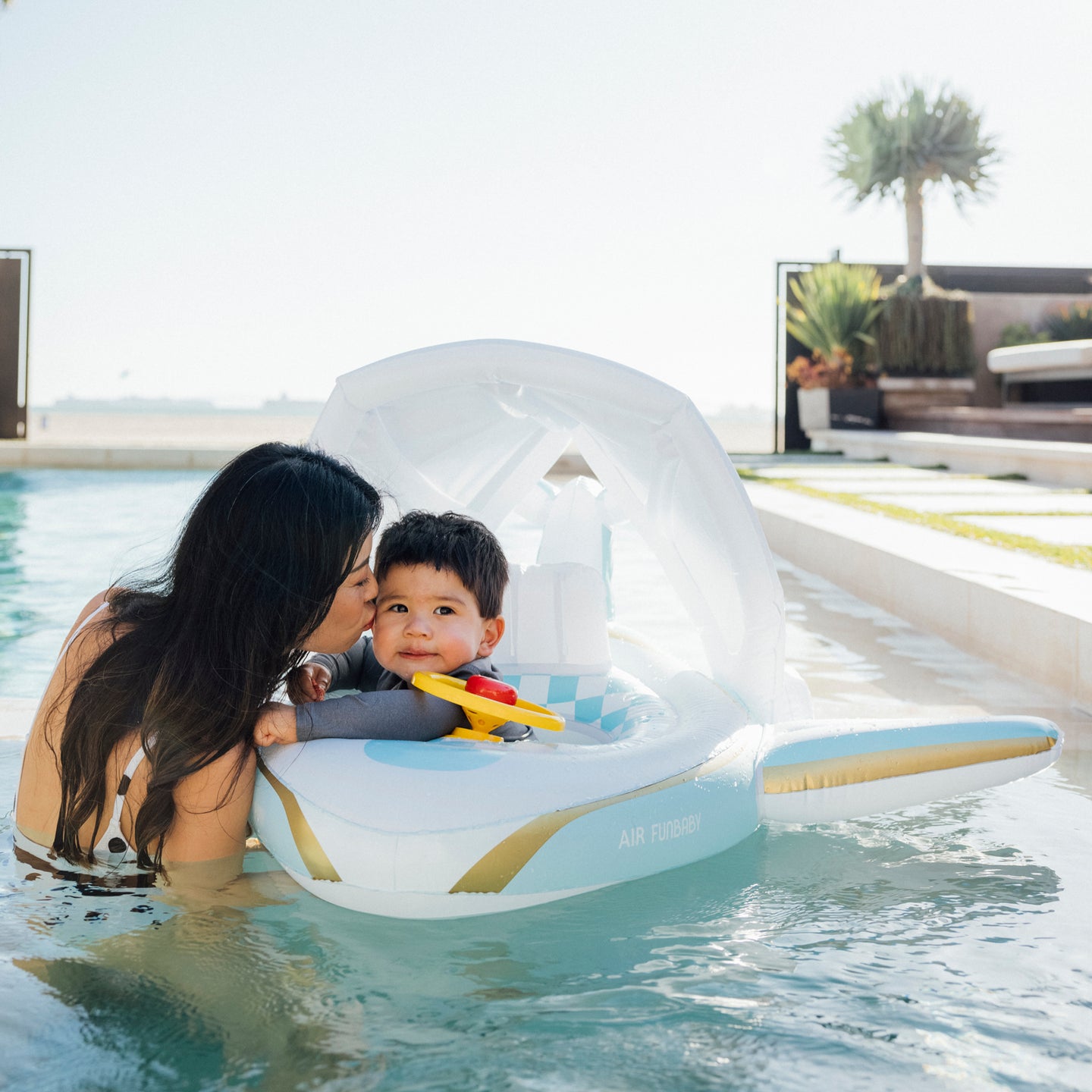 FUNBABY - Private Jet Plane Pool Float for baby