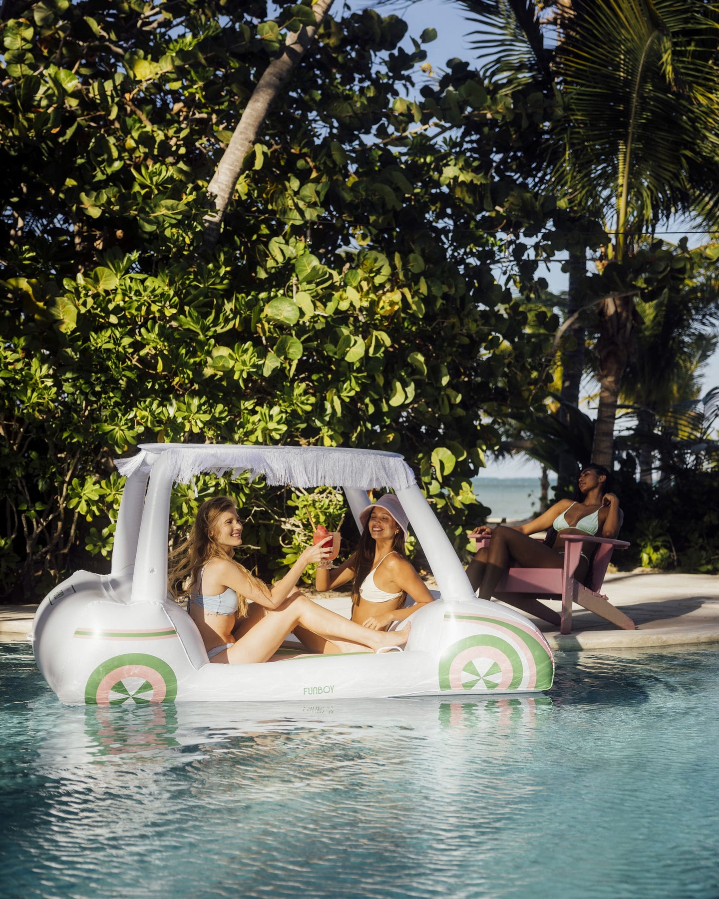 Best Pool Floats to Travel With - FUNBOY