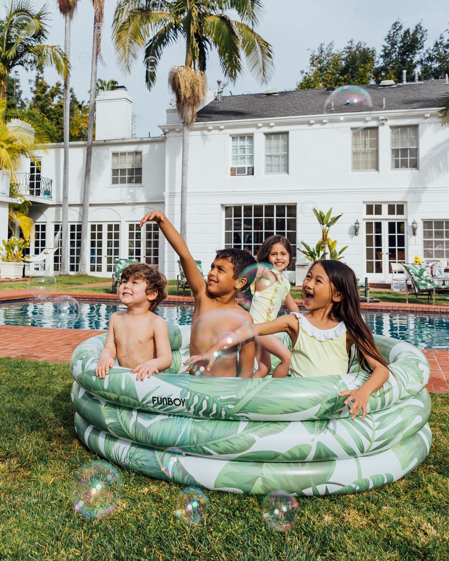 SAYFUT Inflatable Pool, Children's Swimming Pool Blow Up Pool for Family  Kids Backyard Foldable, Outdoor Lawn Water Toys, Inflatable Swimming Pool  Kiddie Pools 